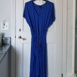 V-neck Hi-lo Dress
